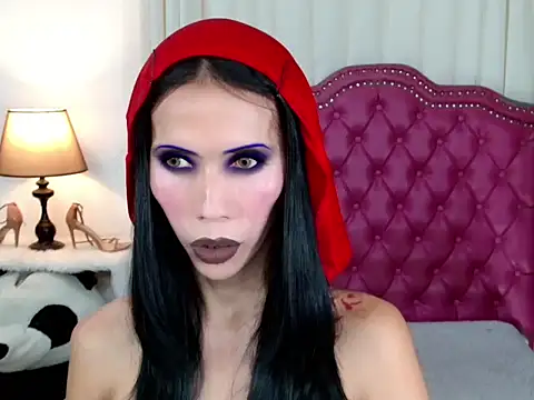 Snapshot of bellaUtops chatting on 2, 12, 2025 bellaUtops online show from 2, 12, 2025