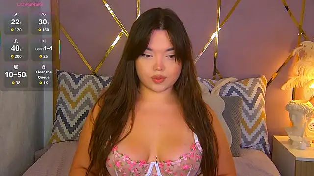 Snapshot of NaomiAster chatting on 14, 11, 2025 NaomiAster online show from 14, 11, 2025