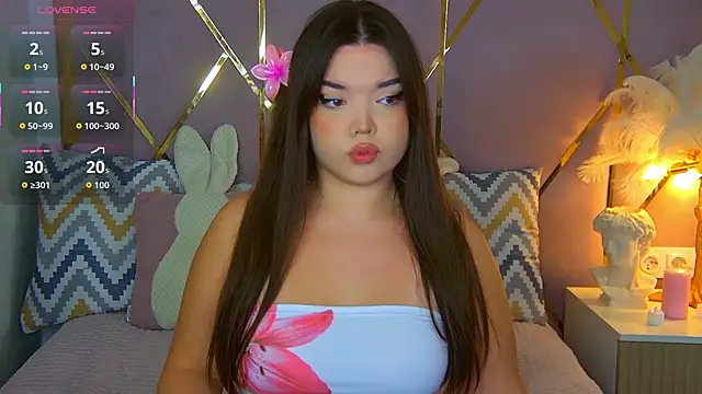 Snapshot of NaomiAster chatting on 15, 11, 2025 NaomiAster online show from 15, 11, 2025