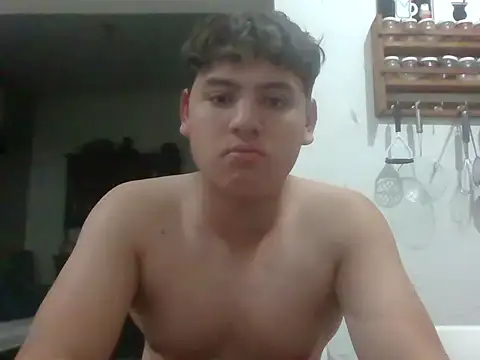 Snapshot of Myboy0020 chatting on 21, 11, 2025 Myboy0020 online show from 21, 11, 2025