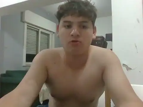 Snapshot of Myboy0020 chatting on 24, 11, 2025 Myboy0020 online show from 24, 11, 2025