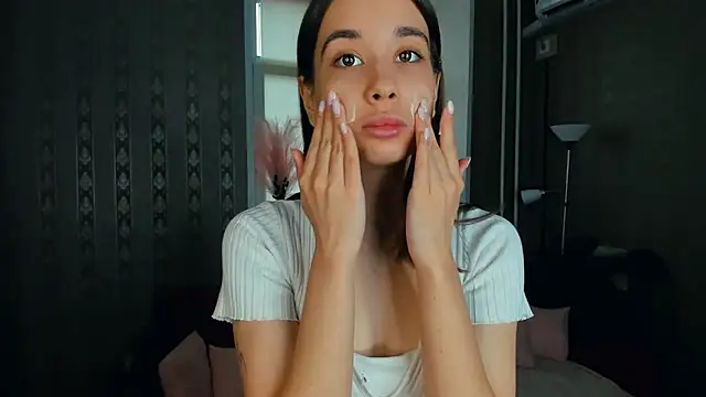 Snapshot of JacalynSchreiber chatting on 4, 12, 2025 JacalynSchreiber online show from 4, 12, 2025