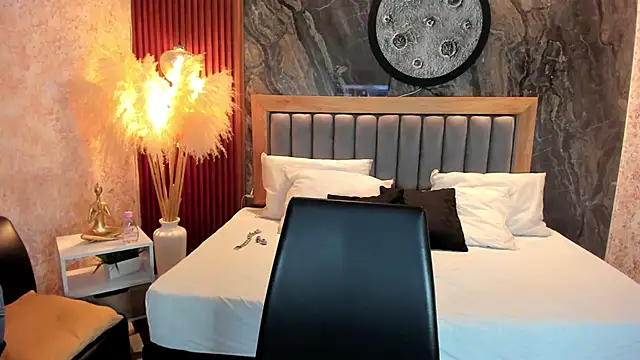 Snapshot of Valery_Shadey chatting on 3, 12, 2025 Valery Shadey online show from 3, 12, 2025