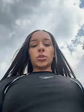 Snapshot of Brunettecollins05 chatting on 13, 12, 2025 Brunettecollins05 online show from 13, 12, 2025