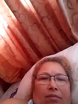 Snapshot of Cessi50 chatting on 25, 11, 2025 Cessi50 online show from 25, 11, 2025