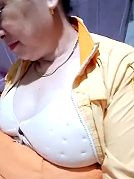 small-house123 online show from 16, 12, 2025