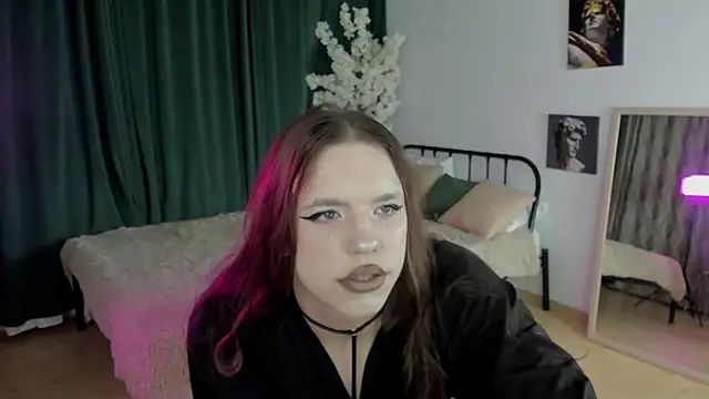 Snapshot of MadisonMongomeri chatting on 4, 12, 2025 MadisonMongomeri online show from 4, 12, 2025