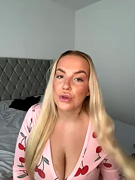 LeahLovexx online show from 3, 11, 2025