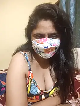 Snapshot of mouni499 chatting on 22, 11, 2025 mouni499 online show from 22, 11, 2025