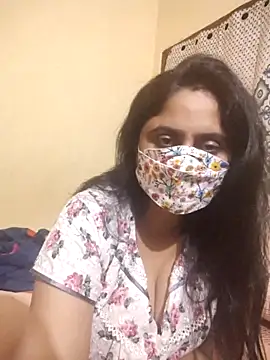 Snapshot of mouni499 chatting on 16, 12, 2025 mouni499 online show from 16, 12, 2025