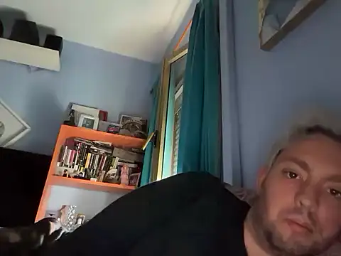 Snapshot of petrastilo chatting on 1, 11, 2025 petrastilo online show from 1, 11, 2025