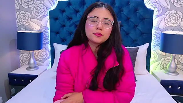 ScarlettPetrova online show from 3, 11, 2025