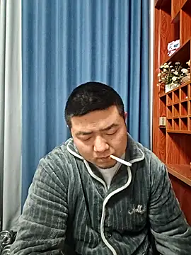 Snapshot of BPTT001 chatting on 14, 12, 2025 BPTT001 online show from 14, 12, 2025