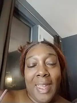 Snapshot of BiancaClarkson chatting on 14, 12, 2025 BiancaClarkson online show from 14, 12, 2025