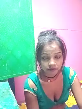 Snapshot of Rakhi_singh chatting on 2, 11, 2025 Rakhi singh online show from 2, 11, 2025