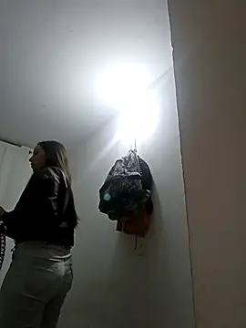 Snapshot of naughtygoddesss_ chatting on 19, 1, 2026 naughtygoddesss online show from 19, 1, 2026