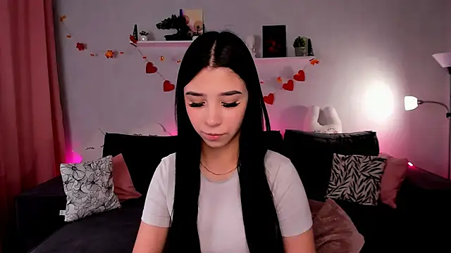 jasminharris online show from 8, 11, 2025