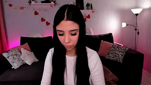 jasminharris online show from 9, 11, 2025