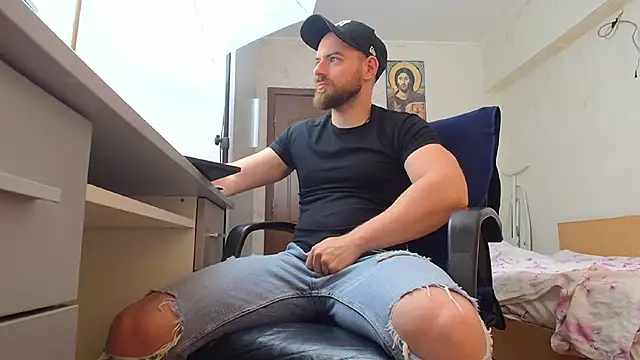 Ryanstone  online show from 18, 5, 2026