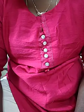 Snapshot of hyd_couple7878 chatting on 30, 11, 2025 hyd couple7878 online show from 30, 11, 2025