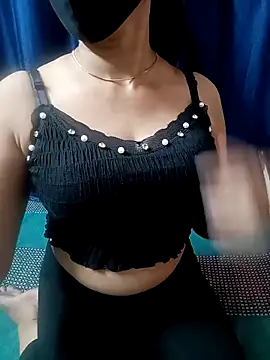 Aarti909090 online show from 28, 2, 2026