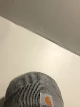 Snapshot of youngbull_dada chatting on 4, 12, 2025 youngbull dada online show from 4, 12, 2025