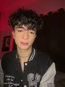 Snapshot of lion_cherry21 chatting on 14, 11, 2025 lion cherry21 online show from 14, 11, 2025