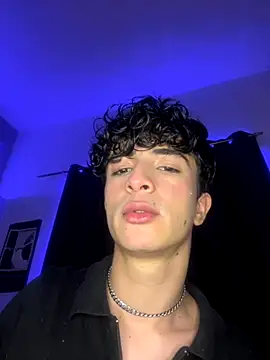 Snapshot of lion_cherry21 chatting on 20, 11, 2025 lion cherry21 online show from 20, 11, 2025