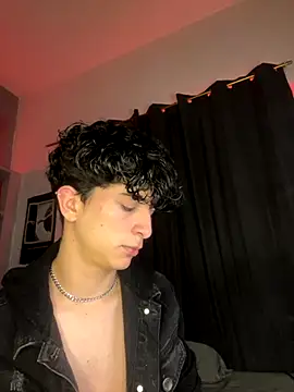 Snapshot of lion_cherry21 chatting on 22, 11, 2025 lion cherry21 online show from 22, 11, 2025