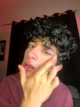 Snapshot of lion_cherry21 chatting on 28, 11, 2025 lion cherry21 online show from 28, 11, 2025