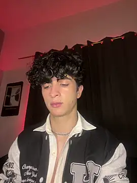 Snapshot of lion_cherry21 chatting on 19, 12, 2025 lion cherry21 online show from 19, 12, 2025