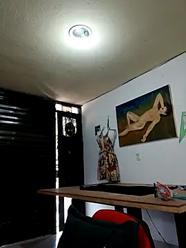 Snapshot of PaulinaLondra2 chatting on 27, 11, 2025 PaulinaLondra2 online show from 27, 11, 2025