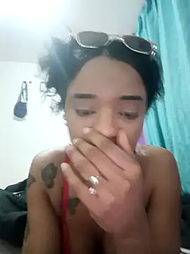 Snapshot of luna2026_ chatting on 4, 12, 2025 luna2026 online show from 4, 12, 2025