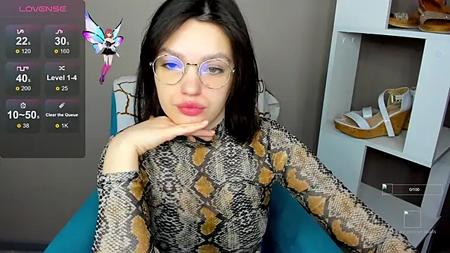 Snapshot of Karina_Kellyy chatting on 14, 11, 2025 Karina Kellyy online show from 14, 11, 2025