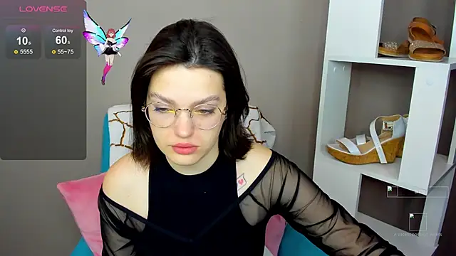 Snapshot of Karina_Kellyy chatting on 15, 11, 2025 Karina Kellyy online show from 15, 11, 2025