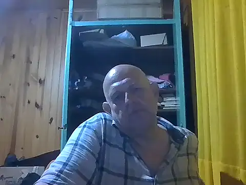 Snapshot of Karl1-85 chatting on 3, 11, 2025 Karl1-85 online show from 3, 11, 2025