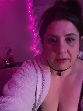 Snapshot of drippingwetaj chatting on 22, 11, 2025 drippingwetaj online show from 22, 11, 2025