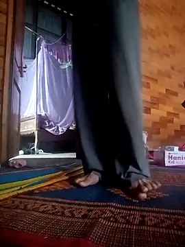 Snapshot of LenaLy2k chatting on 3, 12, 2025 LenaLy2k online show from 3, 12, 2025