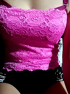 Snapshot of LenaLy2k chatting on 22, 12, 2025 LenaLy2k online show from 22, 12, 2025