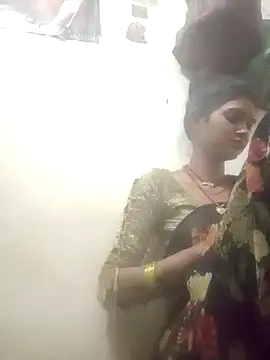 Snapshot of Jooli_cuty chatting on 13, 11, 2025 Jooli cuty online show from 13, 11, 2025