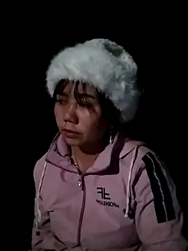 Snapshot of be-yeu chatting on 28, 11, 2025 be-yeu online show from 28, 11, 2025