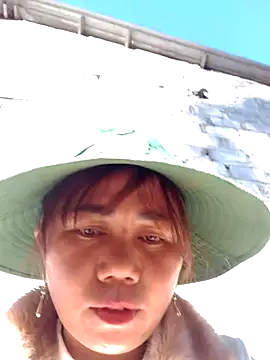 Snapshot of be-yeu chatting on 29, 11, 2025 be-yeu online show from 29, 11, 2025