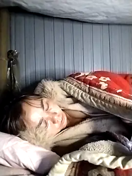 Snapshot of be-yeu chatting on 17, 12, 2025 be-yeu online show from 17, 12, 2025