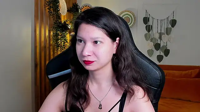 Snapshot of SaraDenars chatting on 26, 11, 2025 SaraDenars online show from 26, 11, 2025