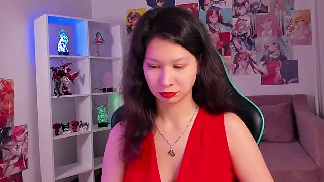 Snapshot of SaraDenars chatting on 5, 12, 2025 SaraDenars online show from 5, 12, 2025