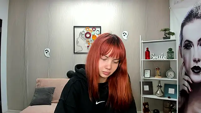 OlyviaBella online show from 4, 11, 2025