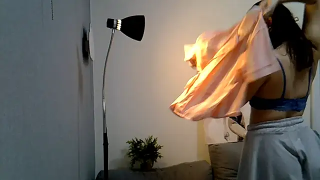 KiraHoney online show from 27, 11, 2025