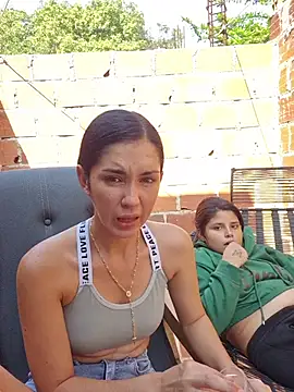 Snapshot of lil_misty chatting on 21, 12, 2025 lil misty online show from 21, 12, 2025