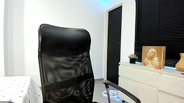 Snapshot of _rhys_jagger chatting on 13, 11, 2025 rhys jagger online show from 13, 11, 2025