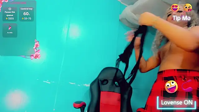 Snapshot of Alice_brandom chatting on 17, 12, 2025 Alice brandom online show from 17, 12, 2025